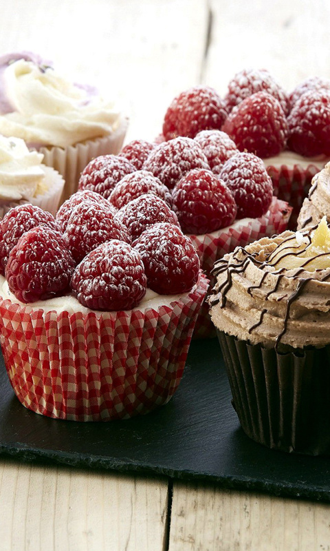 Mixed Berry Cupcakes screenshot #1 480x800