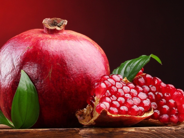 Fondo de pantalla Pomegranate 640x480