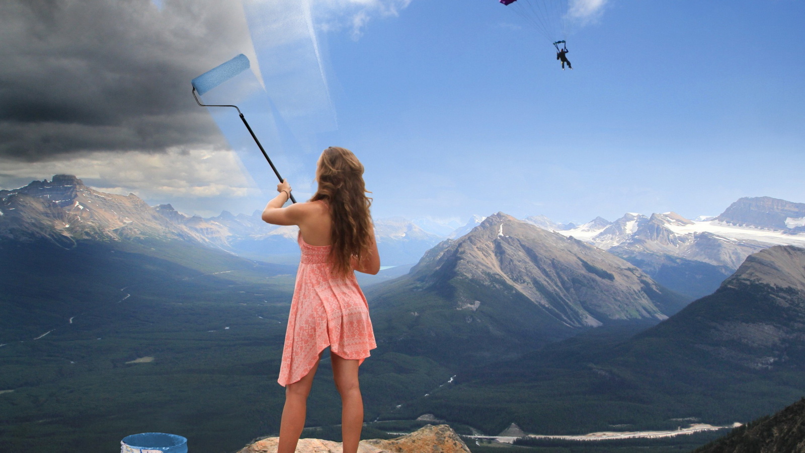 Das Sky washing in mountains Wallpaper 1600x900