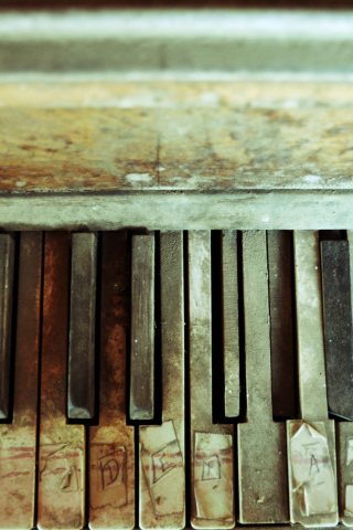Old Piano Keyboard wallpaper 320x480