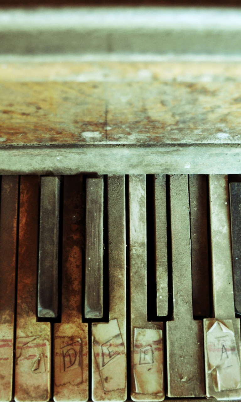 Old Piano Keyboard screenshot #1 768x1280