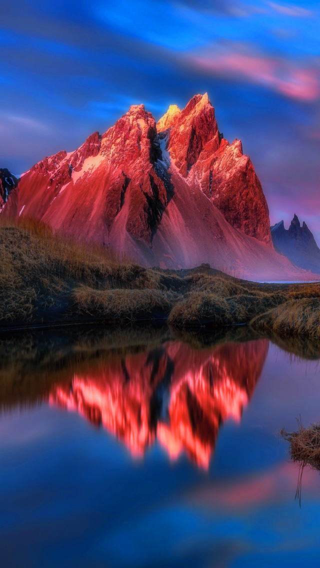 Sfondi Beautiful Red Sunset Landscape 640x1136