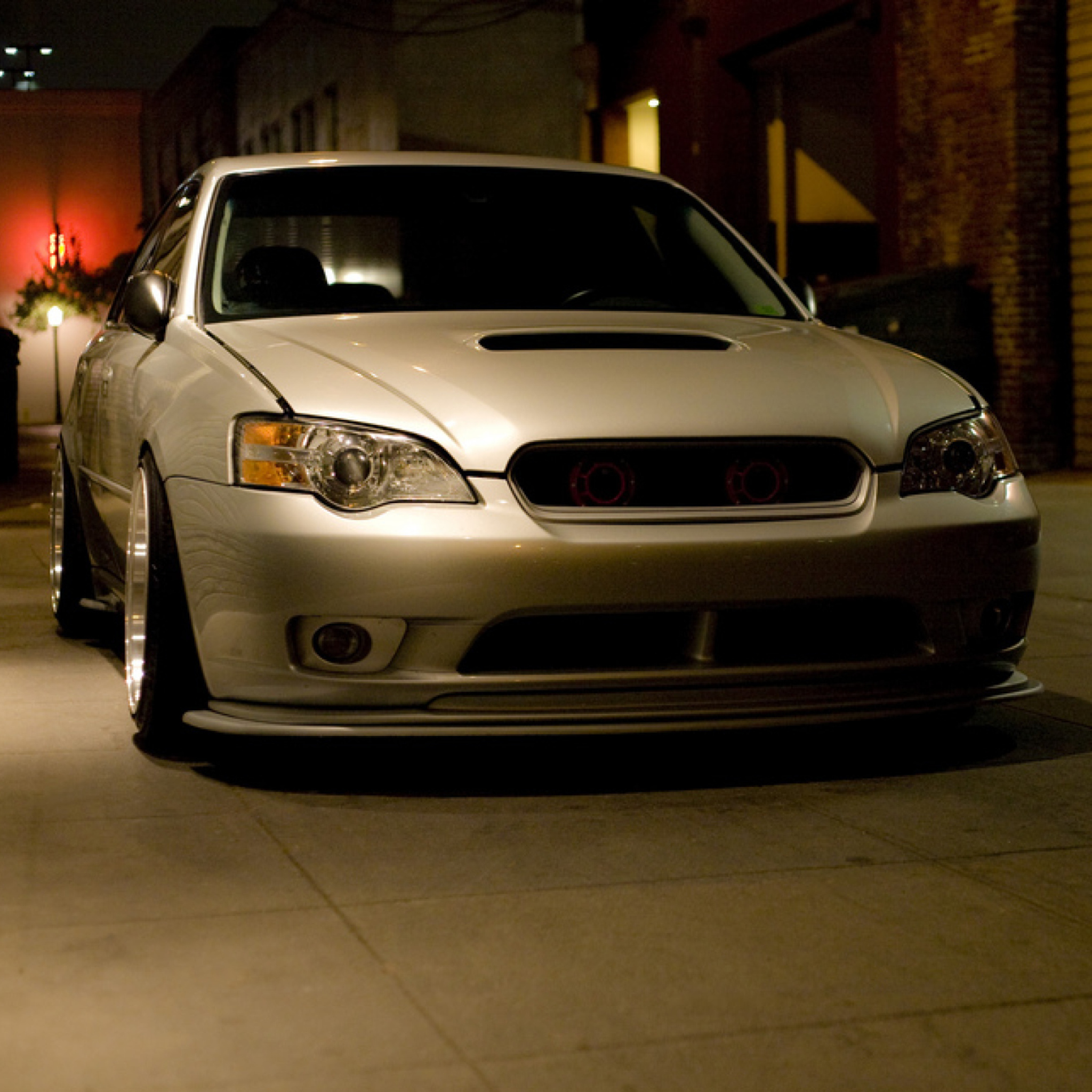 Turbo Subaru Legacy In Garage screenshot #1 2048x2048