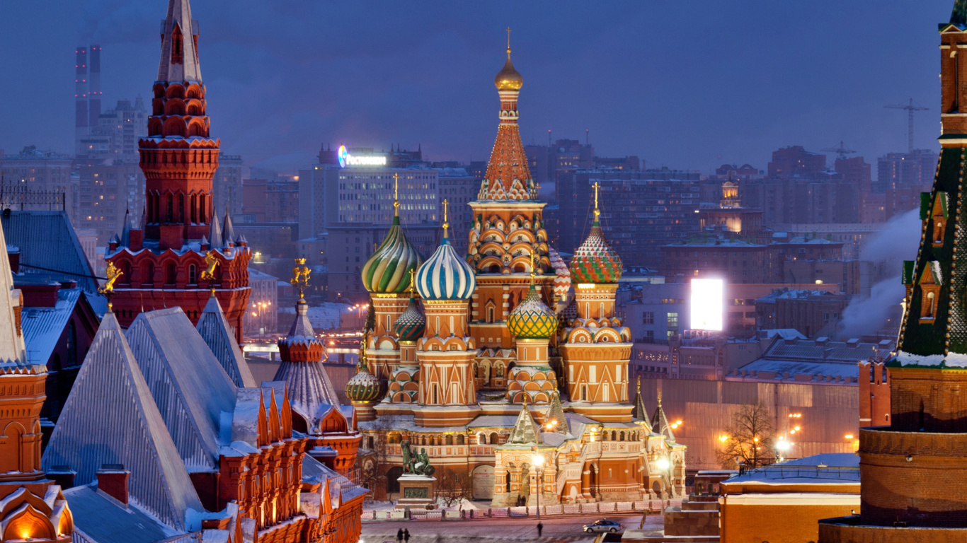 Das Moscow Winter cityscape Wallpaper 1366x768
