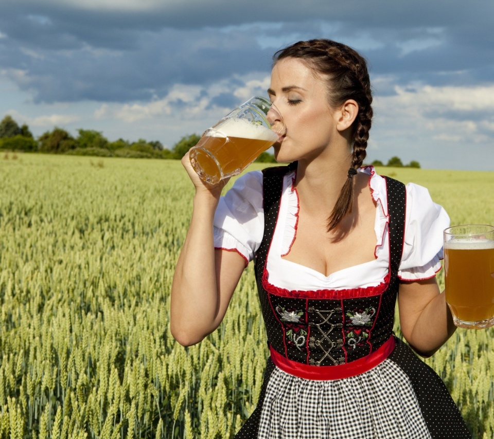 Screenshot №1 pro téma Girl likes Bavarian Weissbier 960x854