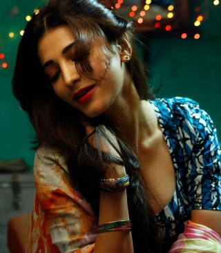 Shruthi Hassan In D Day Picture for Nokia X2