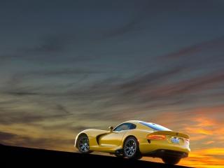 Yellow SRT Viper Rear Angle screenshot #1 320x240