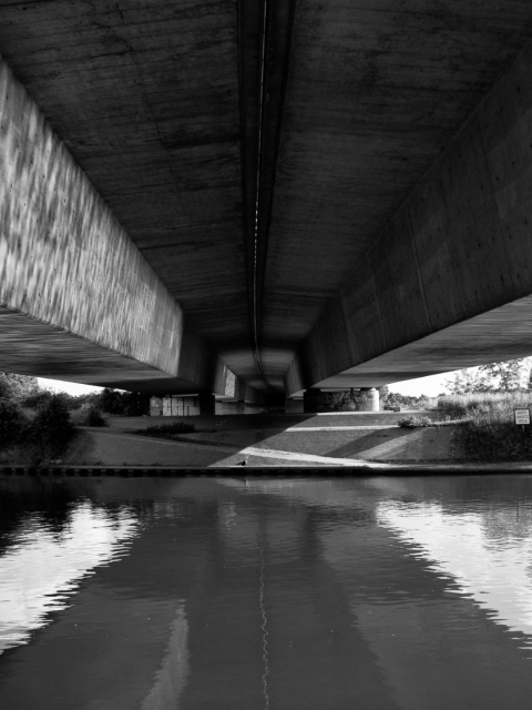 Under The Bridge wallpaper 480x640