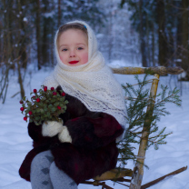 Das Little Girl In Winter Outfit Wallpaper 208x208