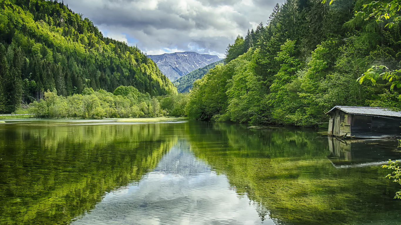 Shine on Green Lake, Austria screenshot #1 1366x768
