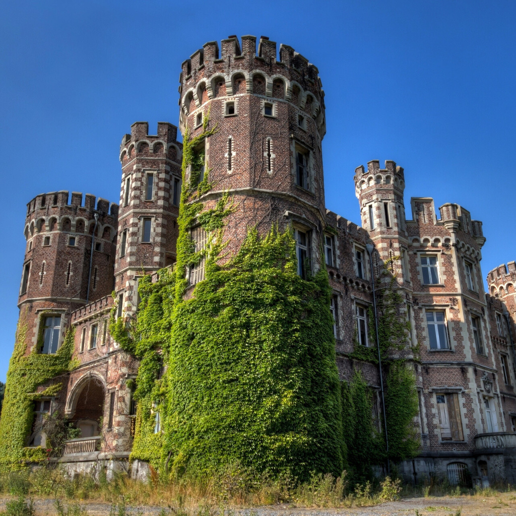 Das Chateau La Foret - Belgium Castle Wallpaper 1024x1024