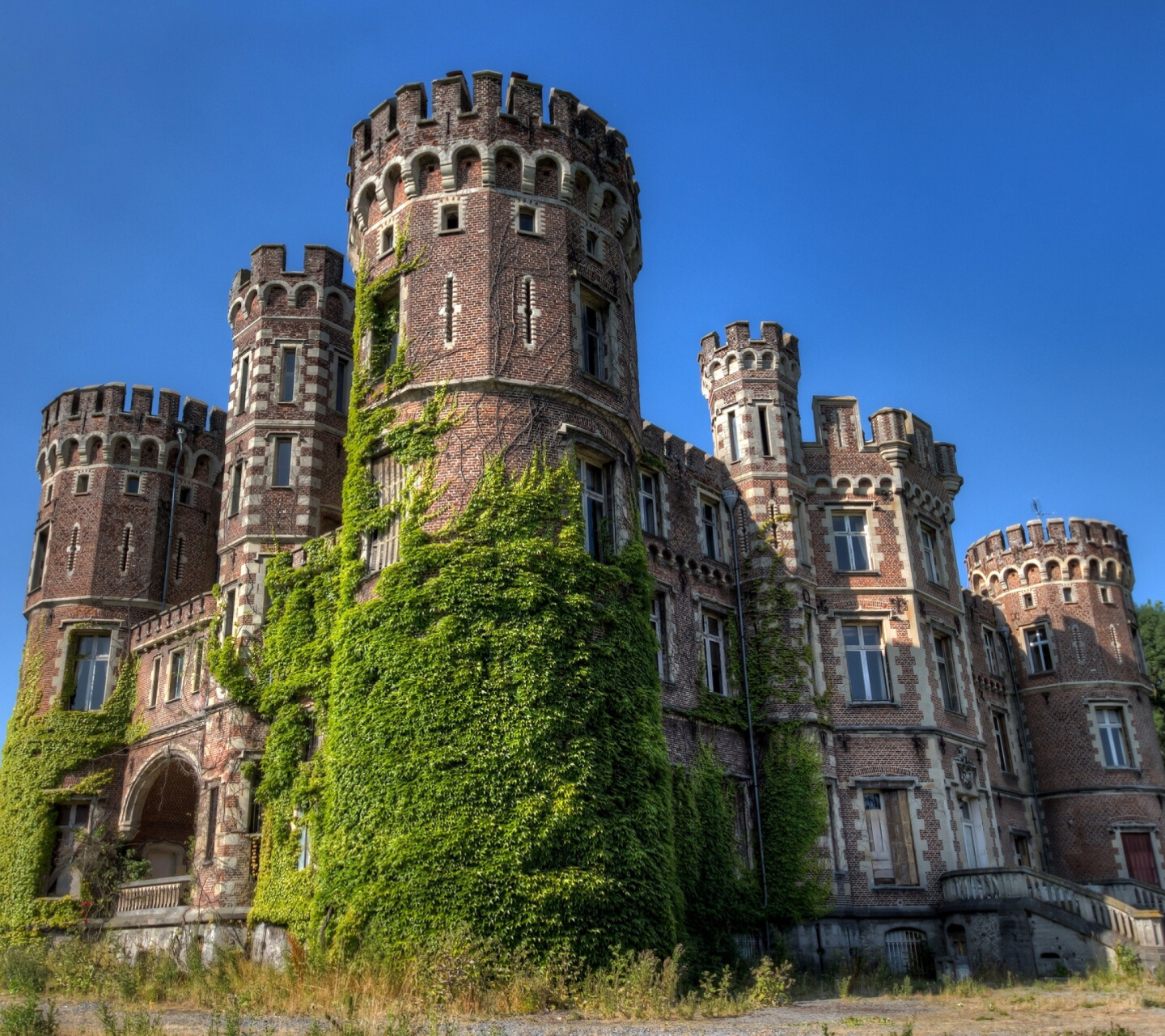 Обои Chateau La Foret - Belgium Castle 1440x1280