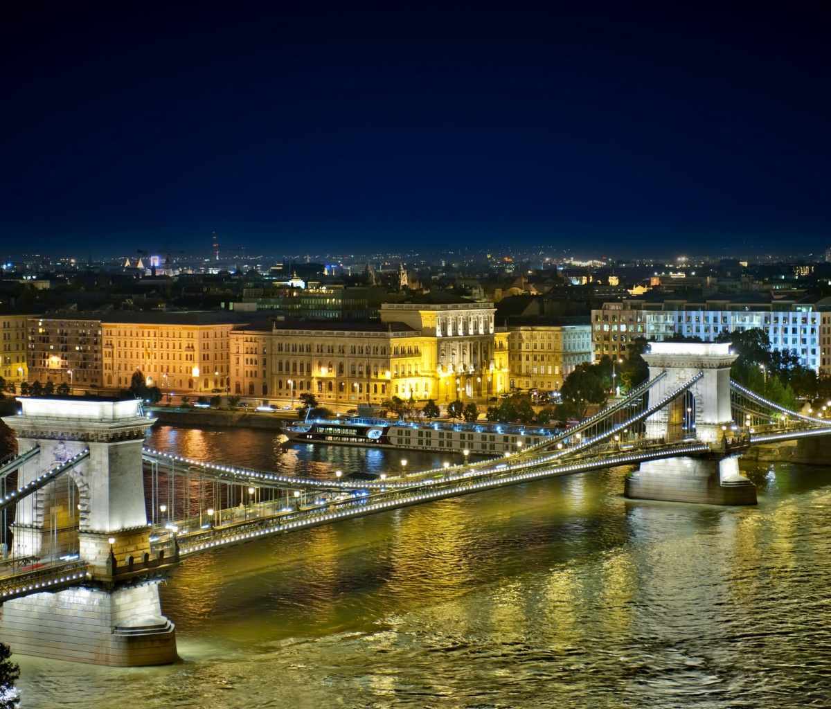Das Budapest Danube Bridge Wallpaper 1200x1024