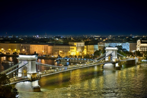 Обои Budapest Danube Bridge 480x320