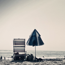 Sfondi Beach Chair And Umbrella 208x208
