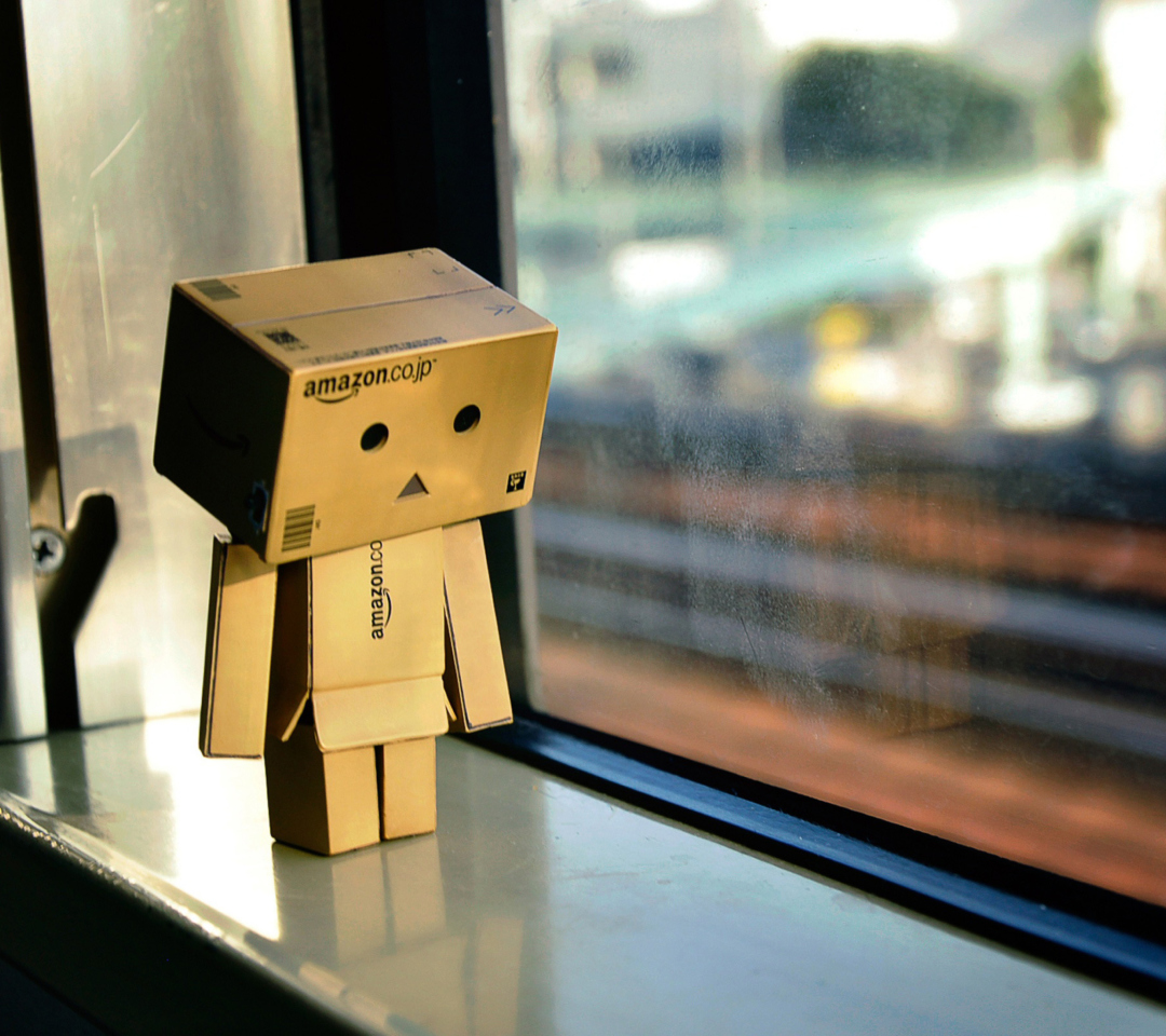 Das Danbo's Sadness Wallpaper 1080x960