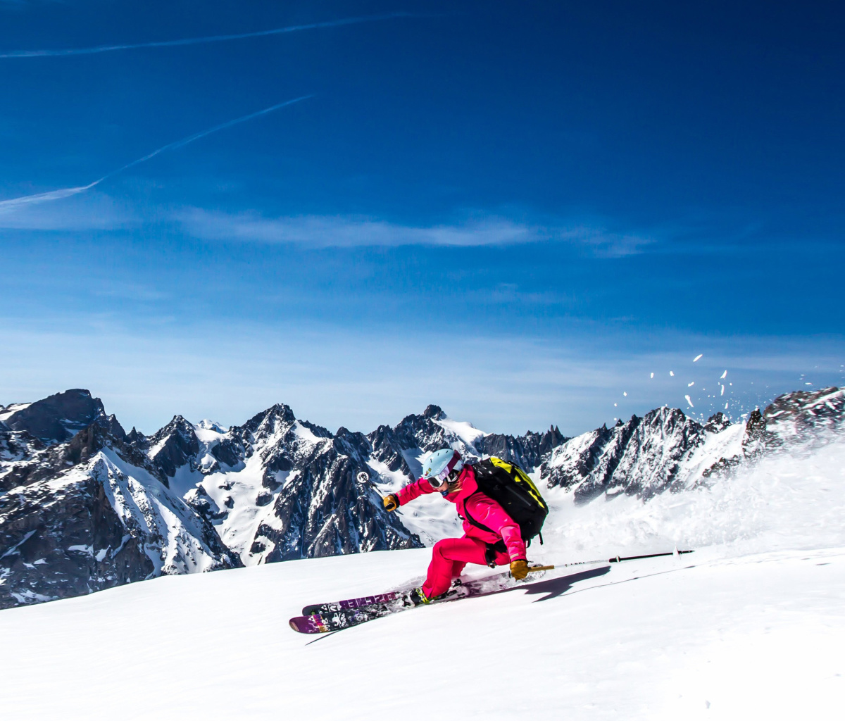 Fondo de pantalla Skiing in Aiguille du Midi 1200x1024