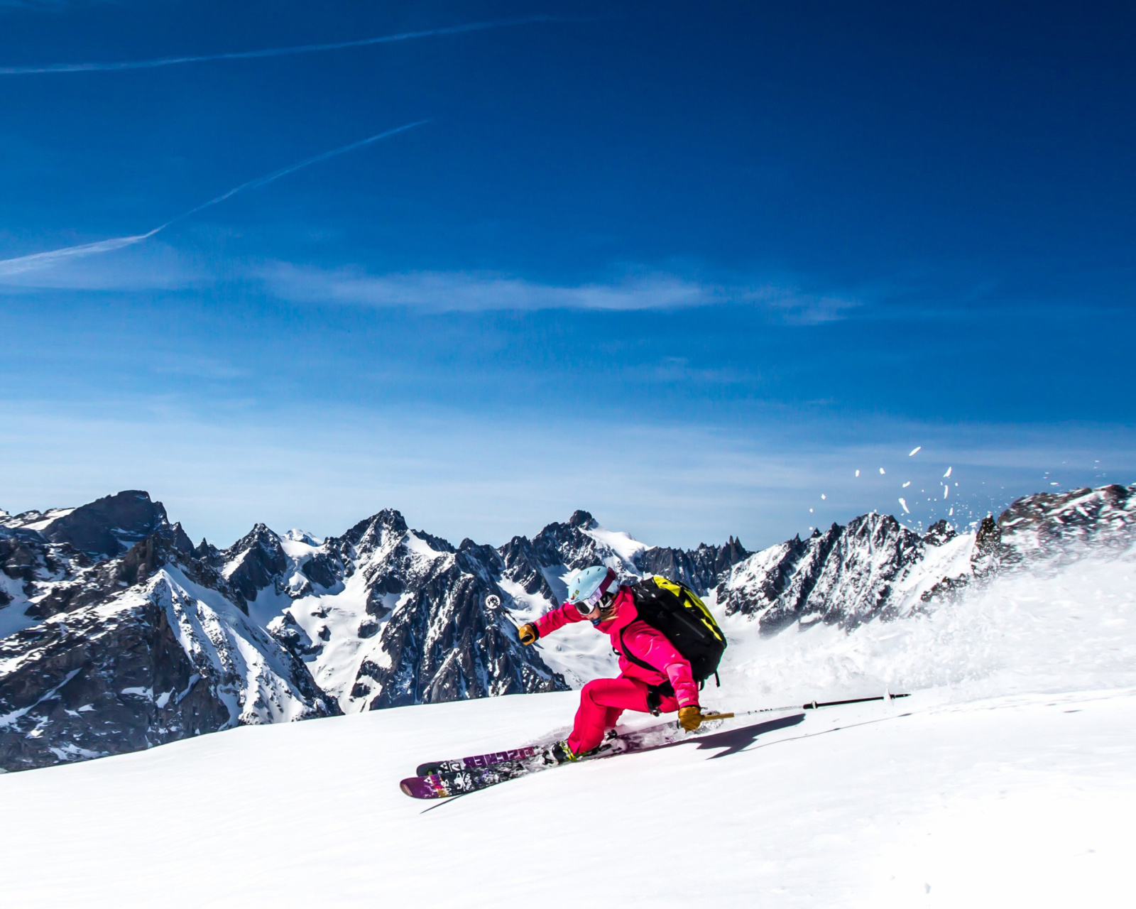 Fondo de pantalla Skiing in Aiguille du Midi 1600x1280