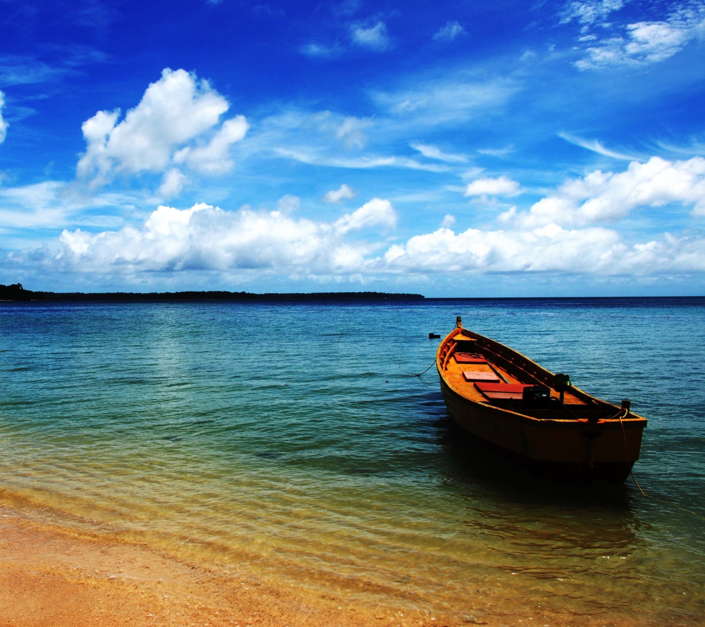 Das Boat On Sea Shore Wallpaper 1440x1280