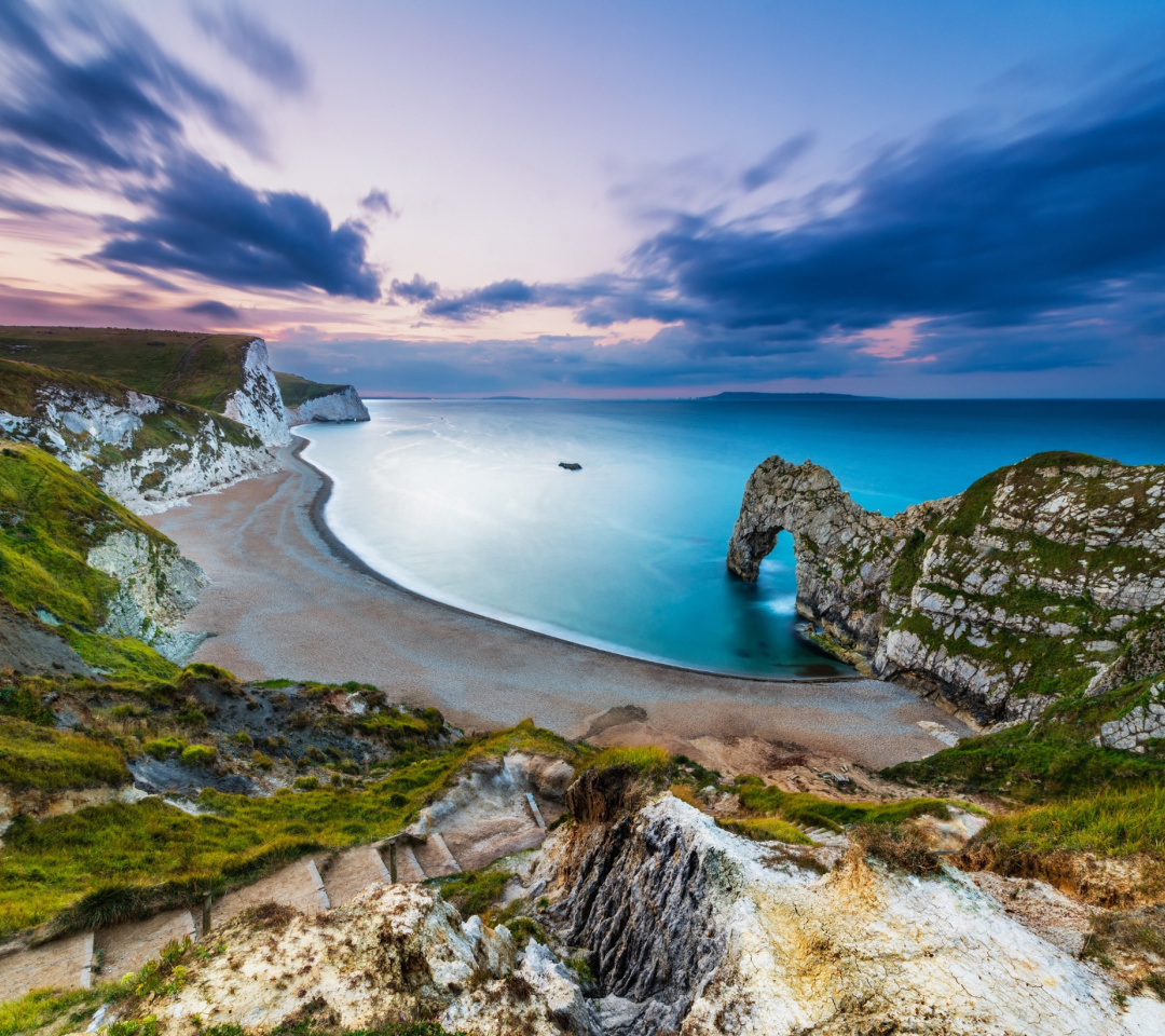 Fondo de pantalla Durdle Door on Jurassic Coast in Dorset, England 1080x960