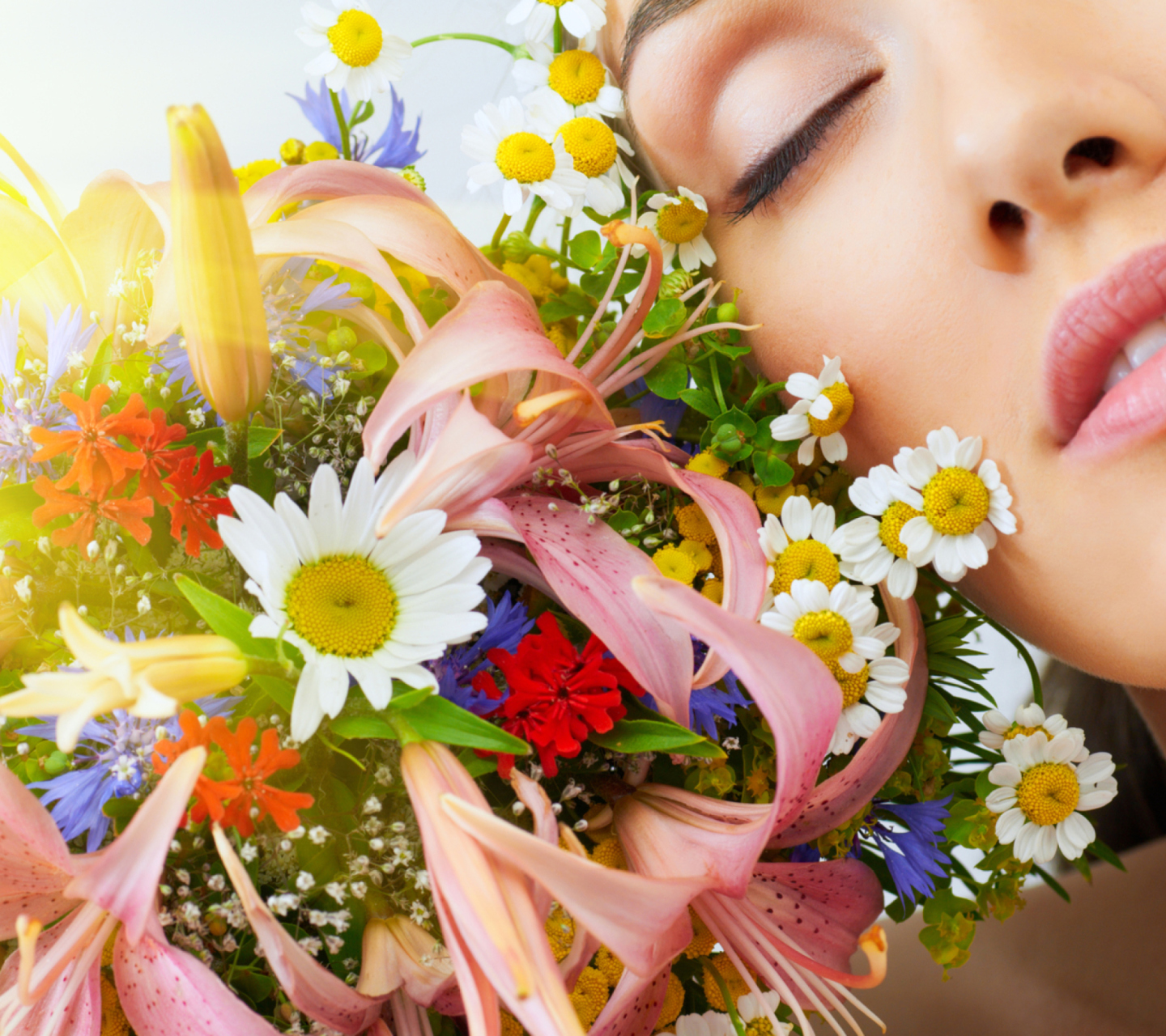 Bouquet And Girl wallpaper 1440x1280