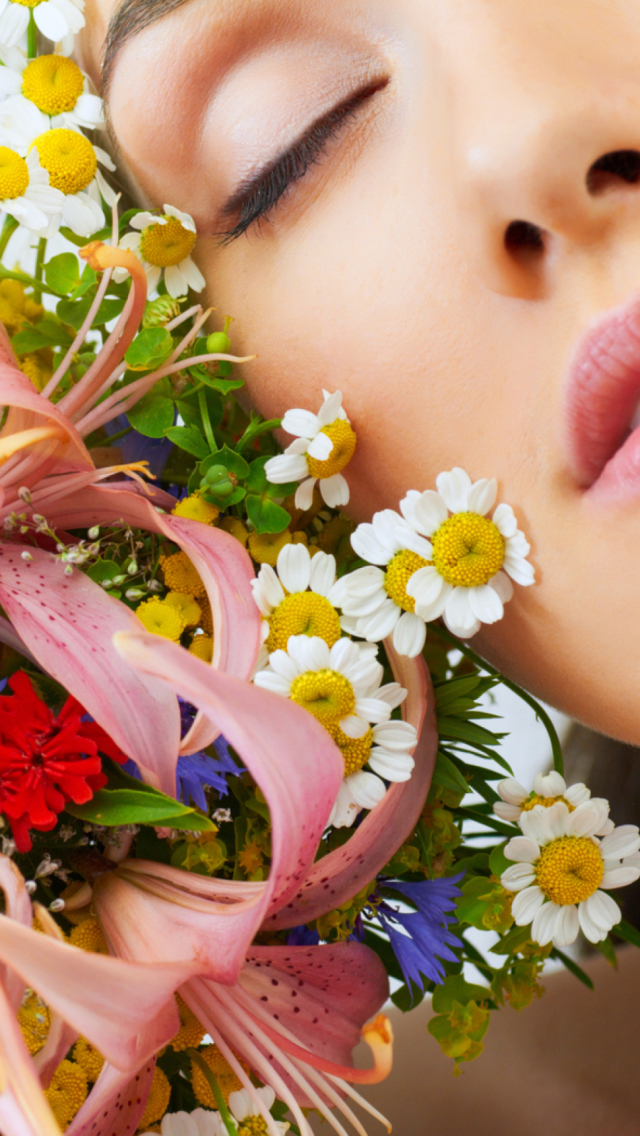 Bouquet And Girl screenshot #1 640x1136