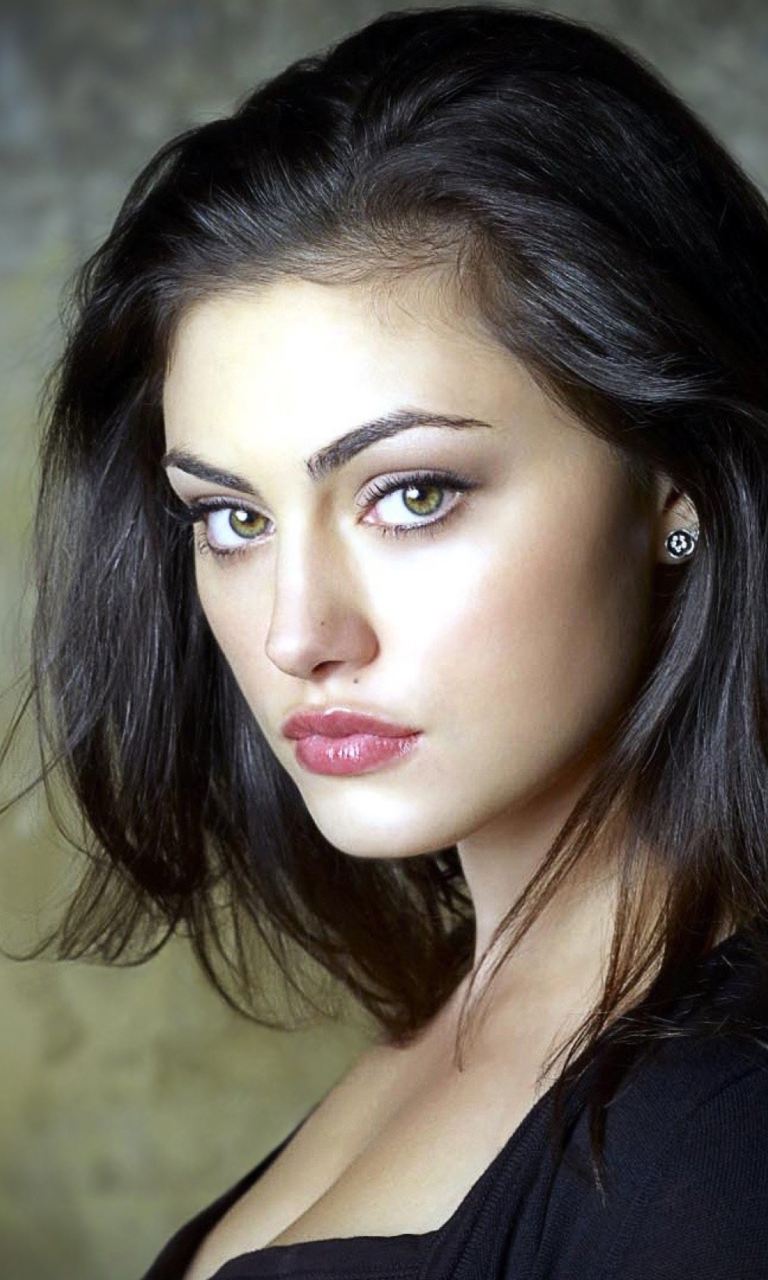 Fondo de pantalla Phoebe Tonkin 768x1280