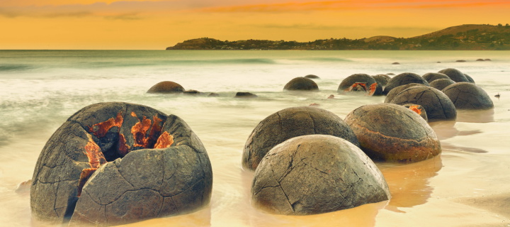 Das Big Stones Beach Wallpaper 720x320
