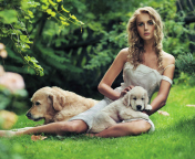 Model And Dogs screenshot #1 176x144