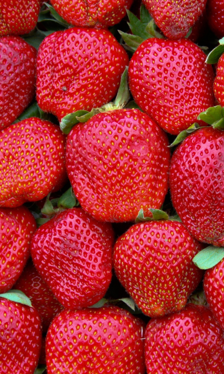 Das Best Strawberries Wallpaper 768x1280