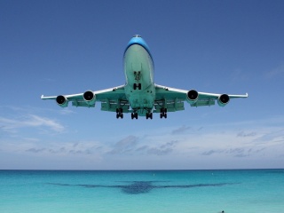 Fondo de pantalla Boeing 747 Maho Beach Saint Martin 320x240