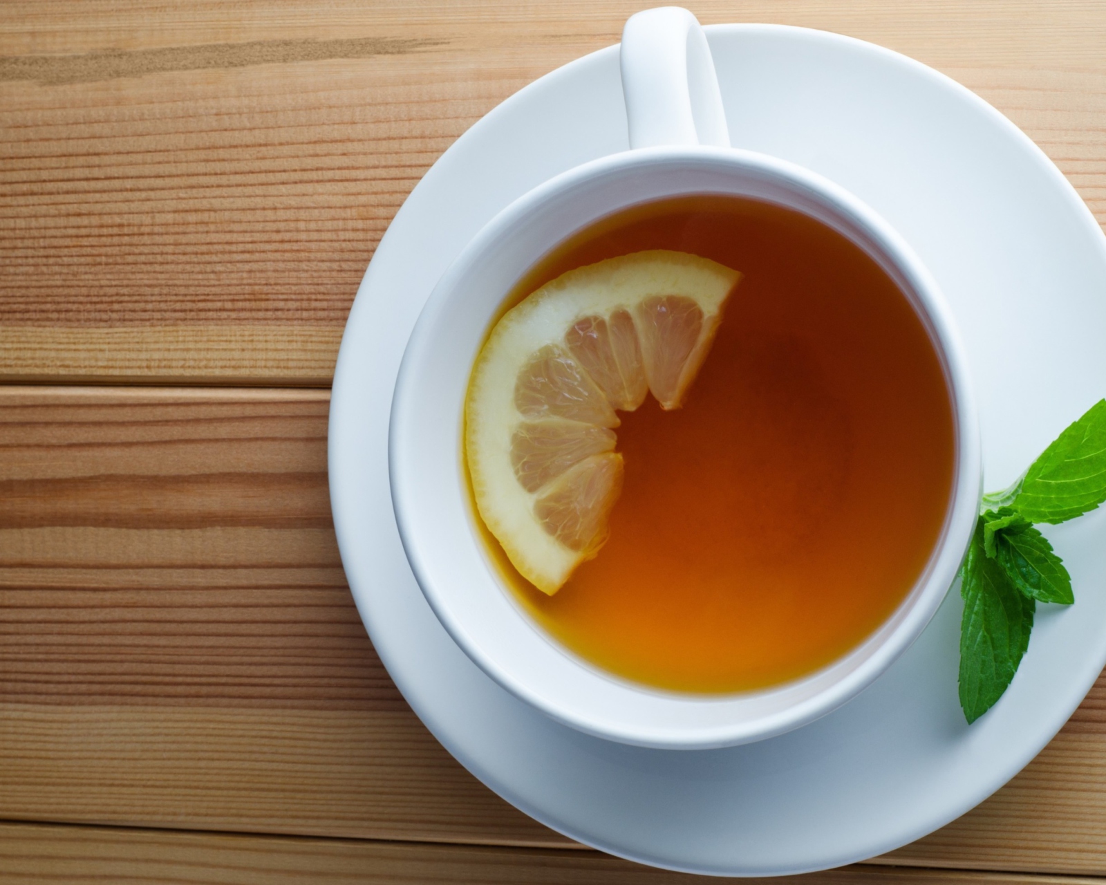 Tea With Lemon wallpaper 1600x1280