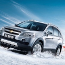 Das Chevrolet Captiva On Snow Wallpaper 128x128
