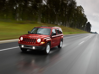 Screenshot №1 pro téma Jeep Patriot 320x240