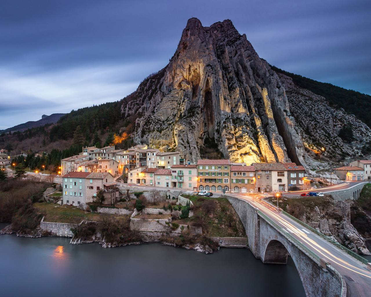 Fondo de pantalla Citadelle de Sisteron 1280x1024