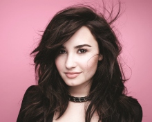 Fondo de pantalla Demi Lovato Girlfriend 220x176