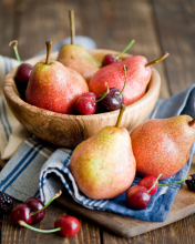 Sfondi Pears And Cherries 176x220