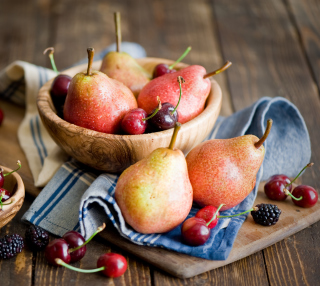 Pears And Cherries - Obrázkek zdarma pro iPad 2