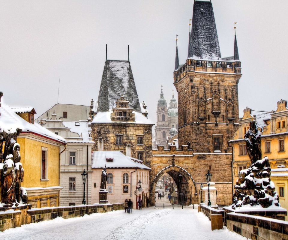 Обои Winter In Prague 960x800