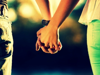 Screenshot №1 pro téma Holding Hands 320x240