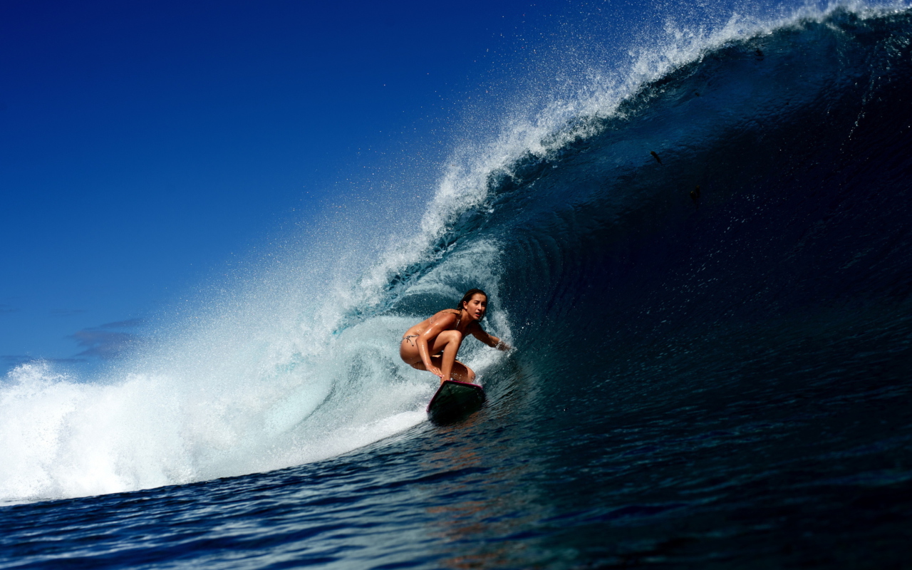 Screenshot №1 pro téma Big Wave Surfing Girl 1280x800