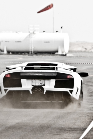 Sfondi White Lamborghini Murcielago On Track 320x480