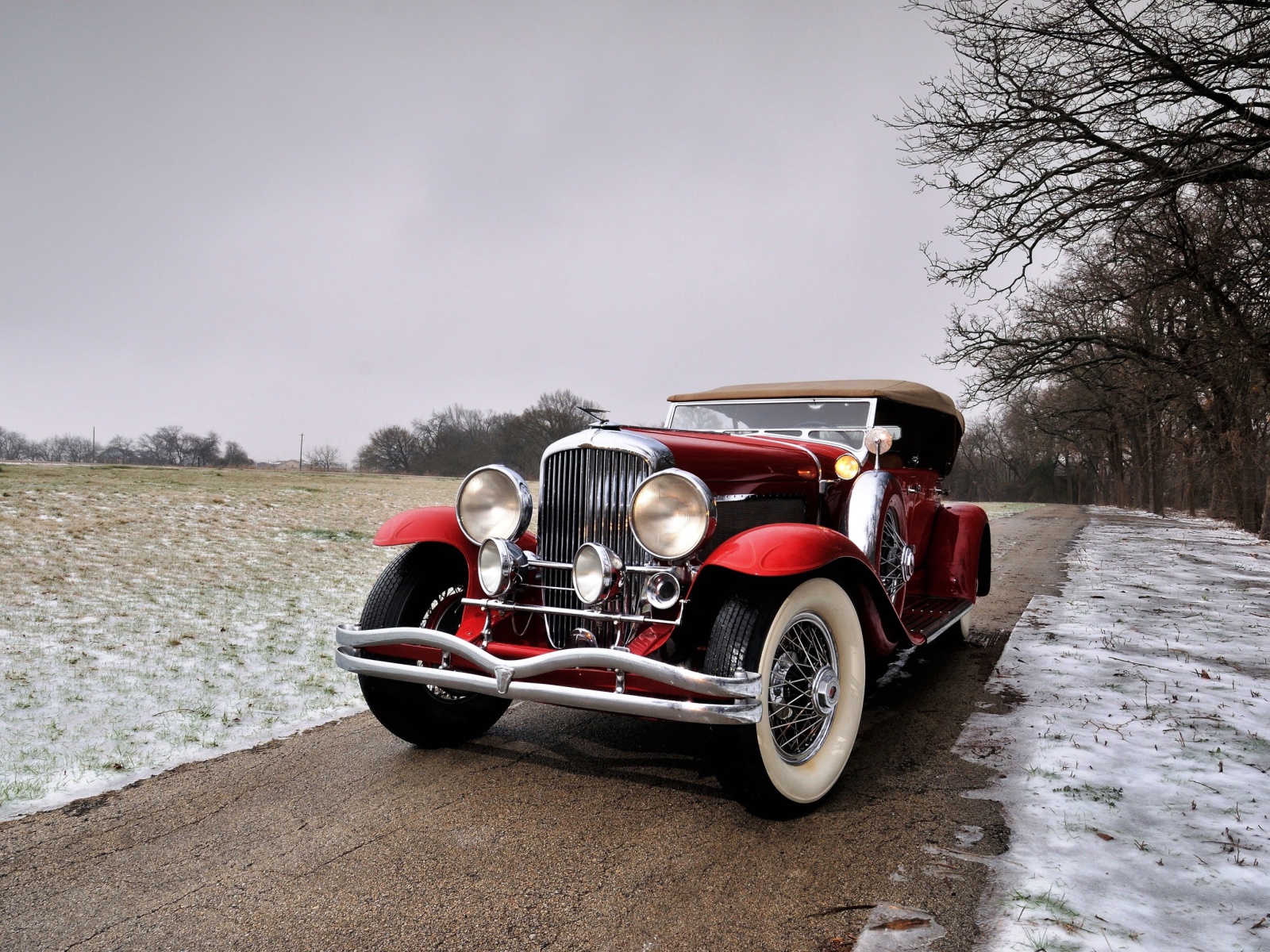 1932 Duesenberg Dual Cowl Torpedo Phaeton wallpaper 1600x1200