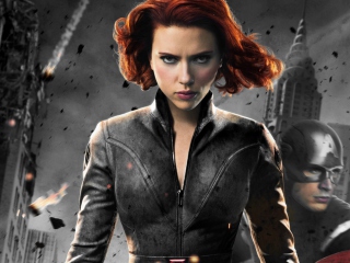 Das Black Widow - The Avengers 2012 Wallpaper 320x240