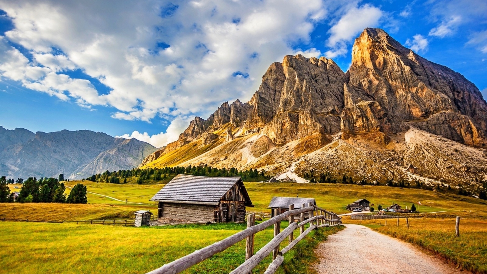 South Tyrol and Dolomites wallpaper 1600x900