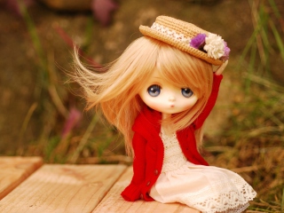 Fondo de pantalla Blonde Doll In Romantic Dress And Hat 320x240
