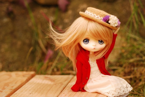 Fondo de pantalla Blonde Doll In Romantic Dress And Hat 480x320