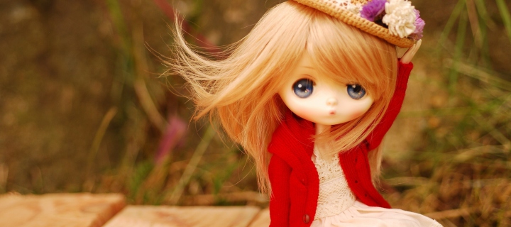 Blonde Doll In Romantic Dress And Hat wallpaper 720x320