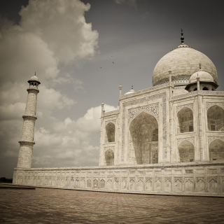 Taj Mahal Background for 1024x1024
