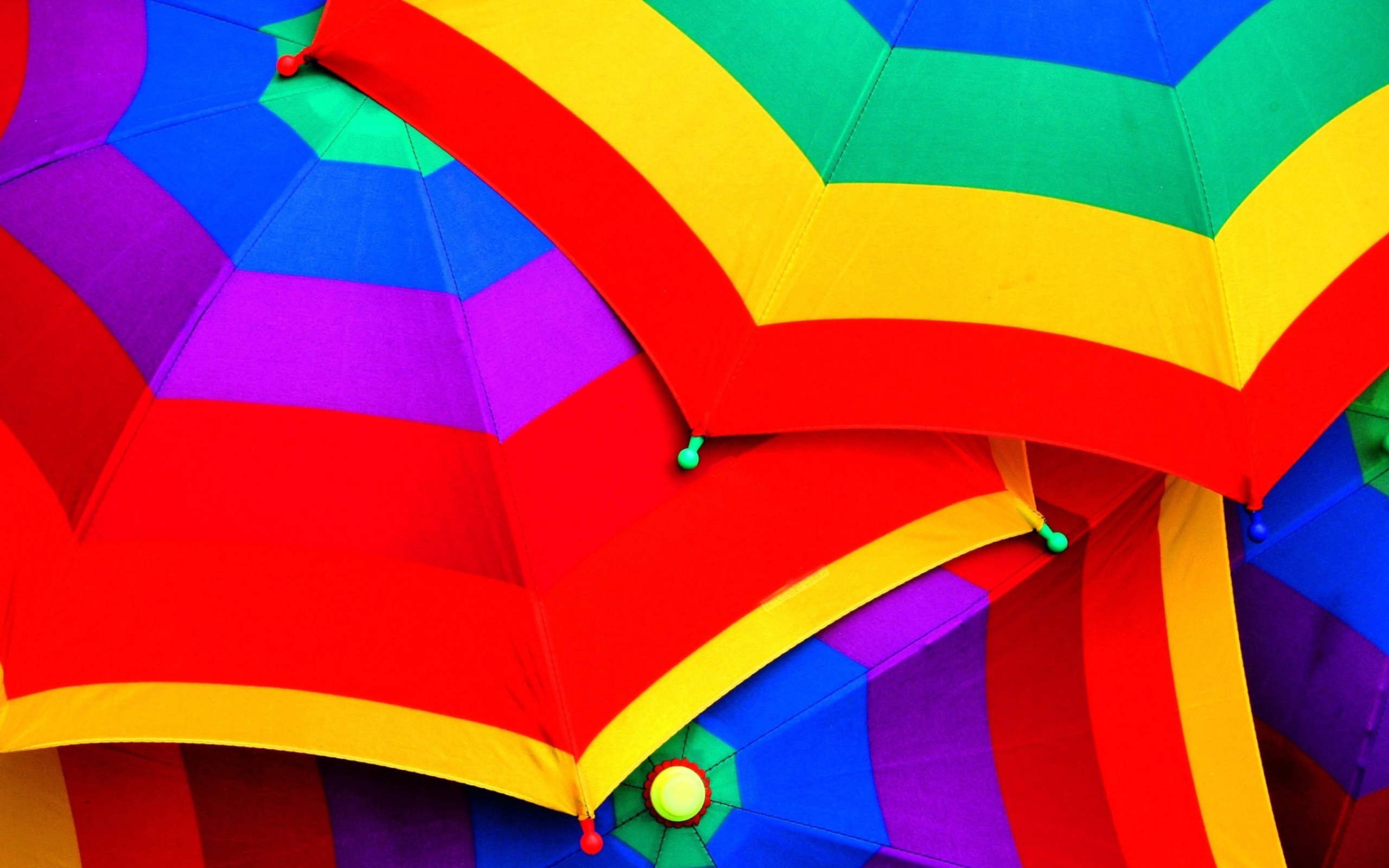 Fondo de pantalla Rainbow Umbrellas 2560x1600